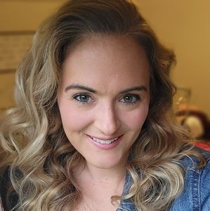 Meet your Posher, Ali